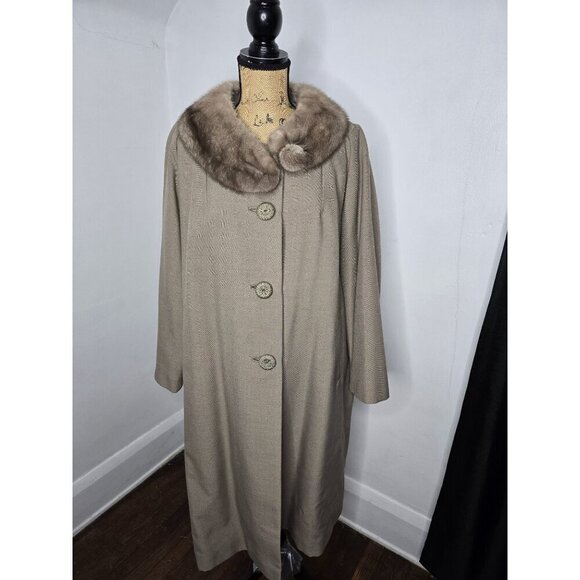 Vintage 1960s Swing Coat with Real Fur Collar - Picture 16 of 16